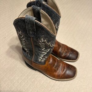 Cody James Brown Square Toe Western Cowboy Boots